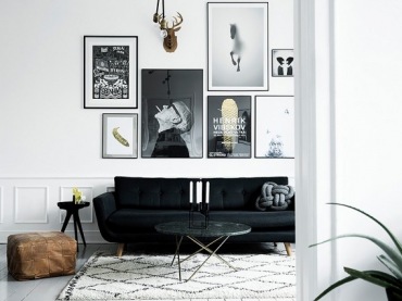 Elegancki salon z czarną sofą (50804)