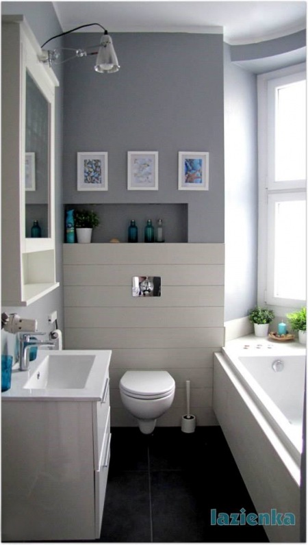Dekoracje w biało-szarej łazience