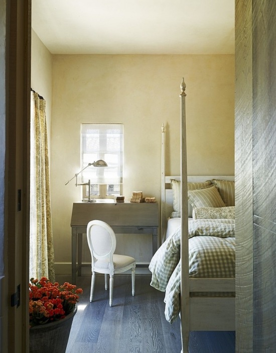 Współczesna aranżacja sypialni w rustykalnym stylu