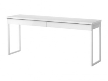 Białe biurko z IKEI jest całkiem długie i dość wąskie, dzięki czemu świetnie sprawdza się jako konsolka. Prosta...