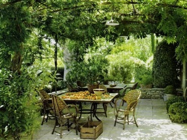 przepiękne i ciepłe jadalnie w prowansalskim stylu - jadalnie przy kuchni, jadalnie w ogrodzie i jadalnie razem z...