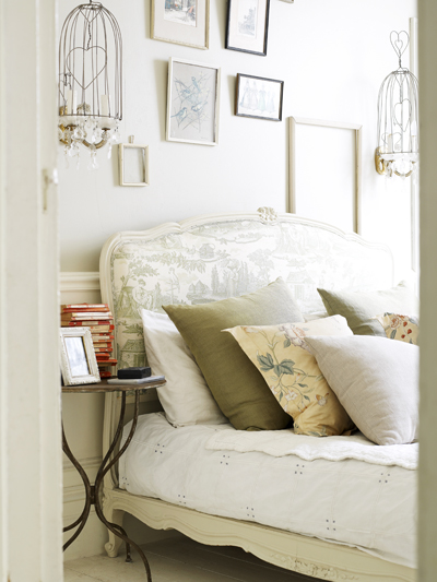 Jak urządzić  małą sypialnię w prowansalskim stylu ?