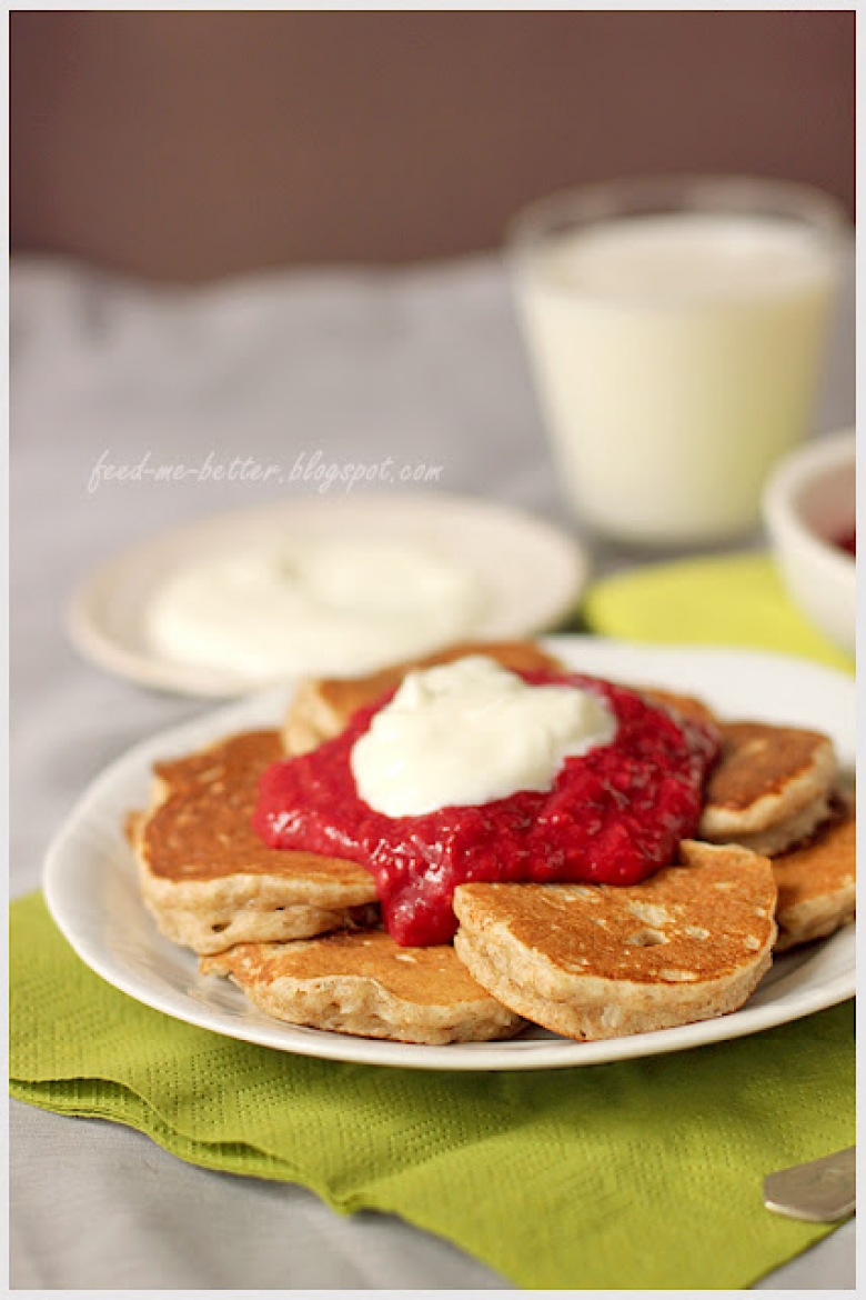Specjalnie dla czytelników Lovingit! Niedzielne śniadanie, czyli przepis na mini pancakesy wg Feed Me Better:) ()