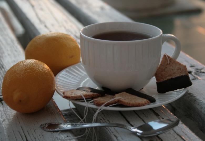 Cytrynowo-imbirowe ciasteczka do zimowej herbaty ()