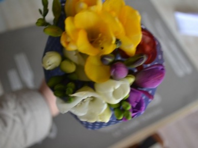 Jak dekorować kwiatami, czyli trochę wiosny w moim domu i kulisy nieudanego DIY:)
