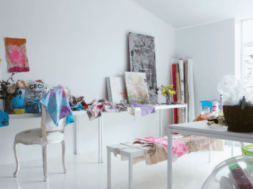 piękne mieszkanie projektantki Carolyn Quartermaine - kobiece, pastelowe i...