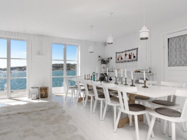 dzisiaj najpiękniejszy dom nad fiordami :) skandynawska stylistyka zharmonizowana z morskimi detalami, barwami i...