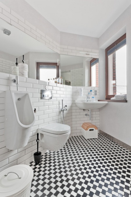 Biało-czarna mozaika w łazience