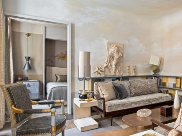 paryski apartament projektanta  Jean-Louis Denio - piękne i ekskluzywne wnętrze w kolorach srebra, miedzi i szarości....