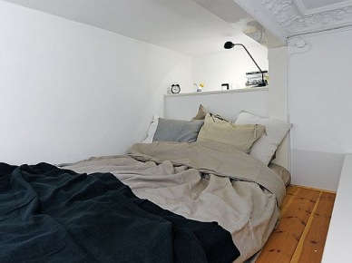 Aranżacja sypialni   z łóżkiem na antresoli (20931)