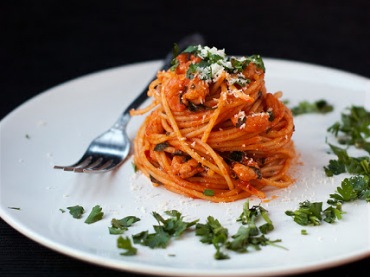Yummy Lifestyle - Z uwielbienia dla jedzenia.: Spaghetti z krewetkami. (9308)