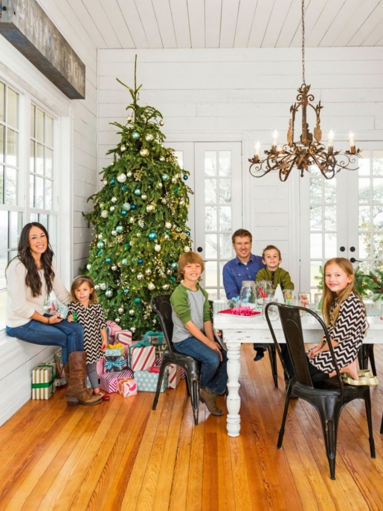 Idealna inspiracja na pogodne Boże Narodzenie, czyli wspaniały rodzinny dom w świątecznym klimacie! (38728)