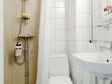 Mini łazienka z dwoma rodzajami glazury (20090)