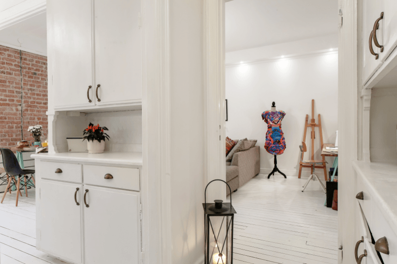 Jak oddzielić kuchnię od salonu w mieszkaniu w stylu skandynawskim ?