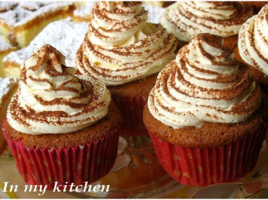 In my kitchen: Tiramisu cupcakes (1192)