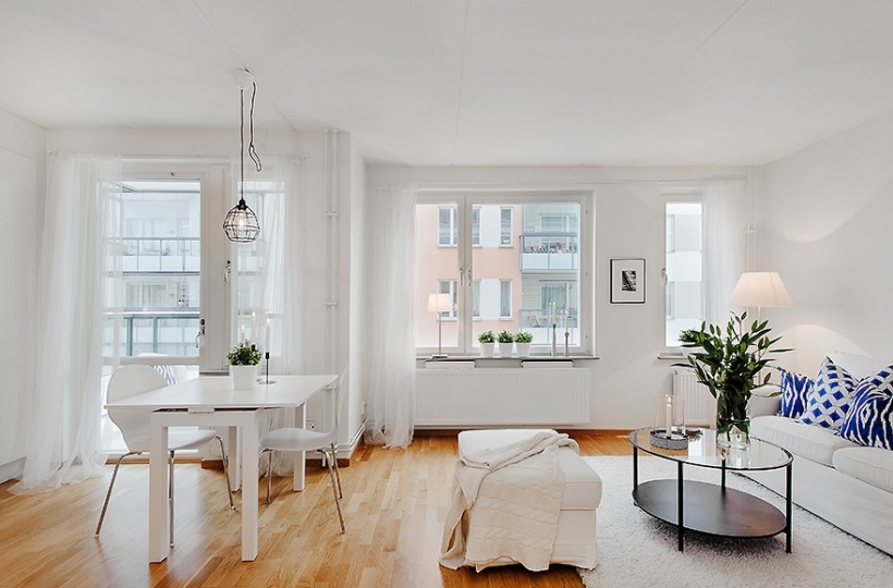 Jak ładnie połączyć biały salon z jadalnią w małym mieszkaniu ?