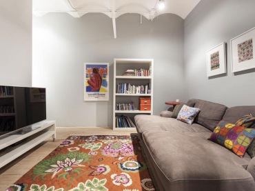 kolejny loft dla całej rodziny - tym razem w stylu skandynawskim. przestronny, estetyczny, nowoczesny i biały. Tutaj można żyć w rodzinnej i ciepłej...