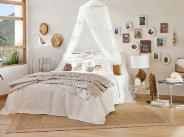Biale moskitiery w aranżacji sypialni w różnych stylach (24904)
