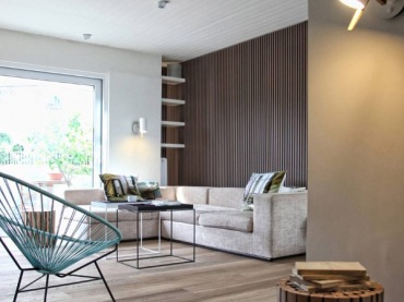 apartament w Atenach została zaaranżowany w surowym stylu, minimalistycznie, ale ze skandynawską manierą. maniera...