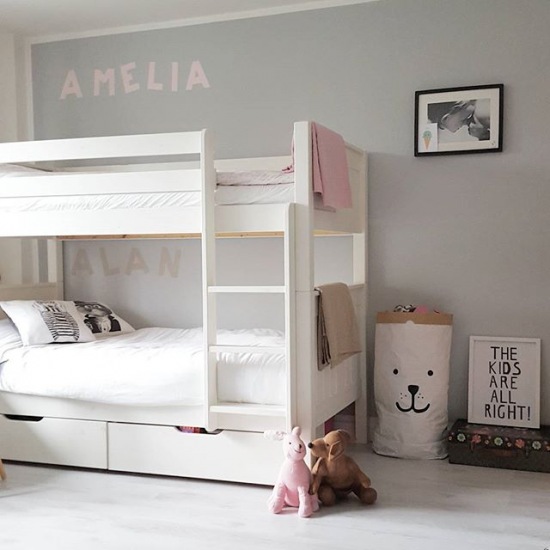 Pokój dla dzieci z piętrowym łóżkiem