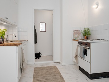 jak dobrze urządzić małe mieszkanie o powierzchni 38 m2 ? po pierwsze nie marnować przestrzeni w korytarzu, bo to dobre...