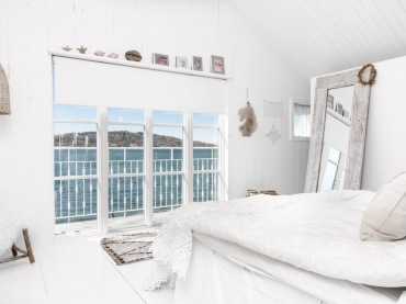 dzisiaj najpiękniejszy dom nad fiordami :) skandynawska stylistyka zharmonizowana z morskimi detalami, barwami i...