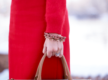 Piekna czerwona spódnica i sweterek (3597)