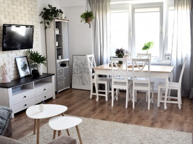 Aranżacja salonu z jadalnią w skandynawskim stylu (51316)