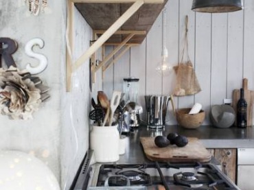 piękne pomysły na kuchnie wykonane w drewnie - to mieszanka współczesnych stylów: od rustykalnego do industrialnego,...