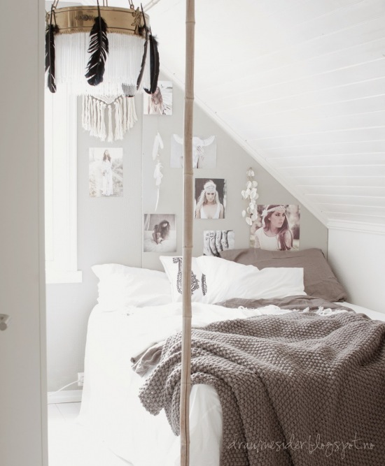 Sypialnia ze skosami w stylu skandynawskim