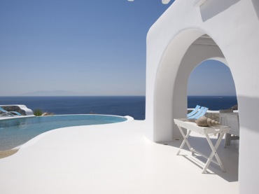 Santorini - moja miłość ! Kocham jasność bijącą w śródziemnomorskiej krainie - nigdzie tak biel nie jest miła a błękit...
