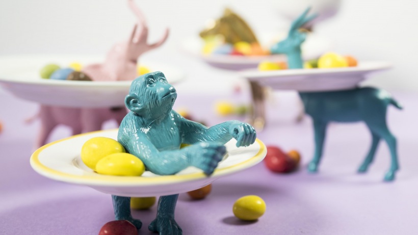 Kolorowe talerzyki DIY na dziecięce przyjęcie
