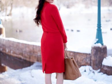 Piekna czerwona spódnica i sweterek (3598)