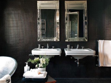 nowoczesny apartament w Barcelonie - kolory czerni i bieli , w połączeniu z dizajnerkim drewnem, jako główne elementy...