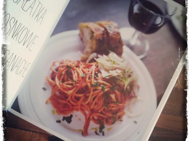 Yummy Lifestyle - Z uwielbienia dla jedzenia.: Spaghetti alla puttanesca. (9293)