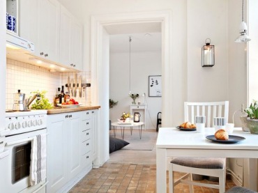 na czym polega urok skandynawskich kuchni ? prostota, funkcjonalność, świetlistość, estetyka,czar bieli i naturalne dekoracje w drewnie, czerni oraz cegła i deski = zawsze lubiane i ponadczasowe...