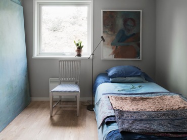 jak połączyć nowoczesność, rustykalny styl i szare kolory z niebieskimi detalami ? ten dom na zimnym Bałtykiem jest...