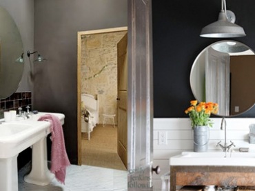 intrygujące , ciemne ściany w łazience - nietypowe i oryginalne !