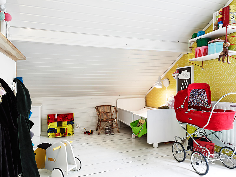 Pokój dla dziecka w kolorze musztardowym