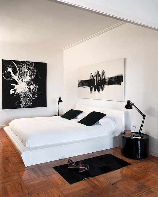 Biało-czarny apartament w barcelonie