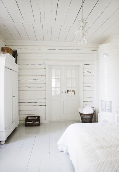 Biała sypialnia w stylu vintage